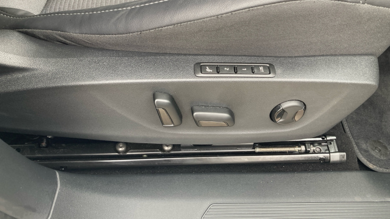 Skoda Enyaq 210kW 85 Edition 82kWh 5dr Auto Electric Estate